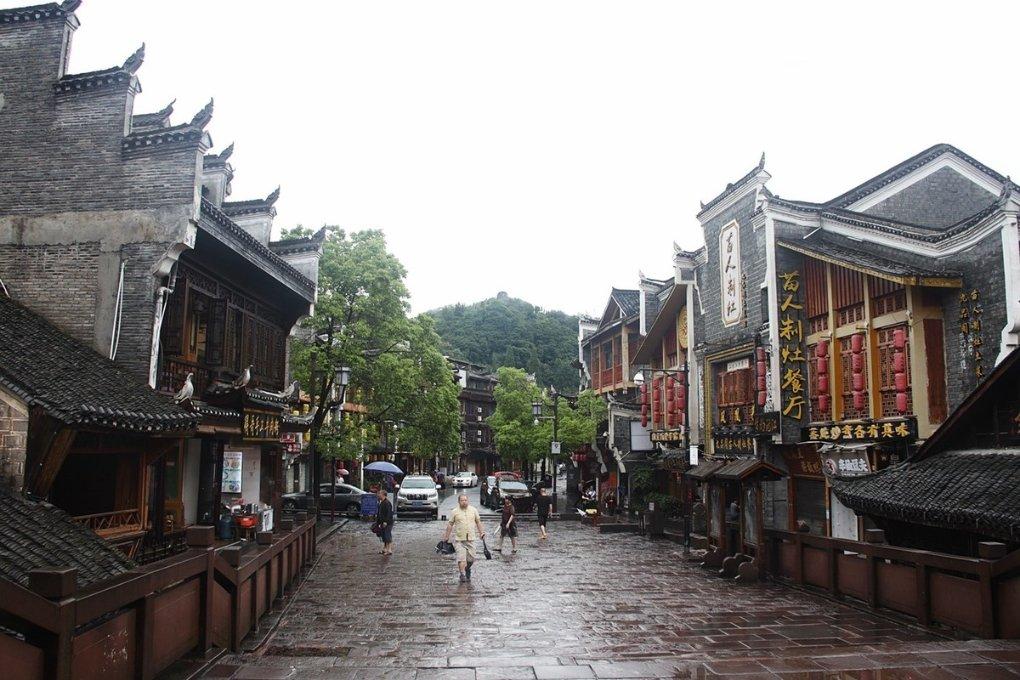 深入推进新时代党的建设新的伟大工程!区委党的建设工作领导小组会议召开